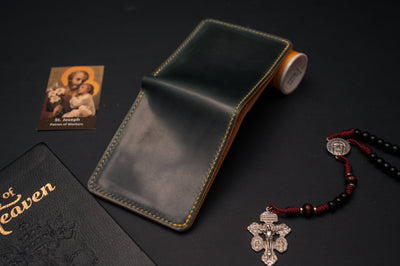 Dark Green Men's Shell Cordovan Bifold Wallet - The Dillon