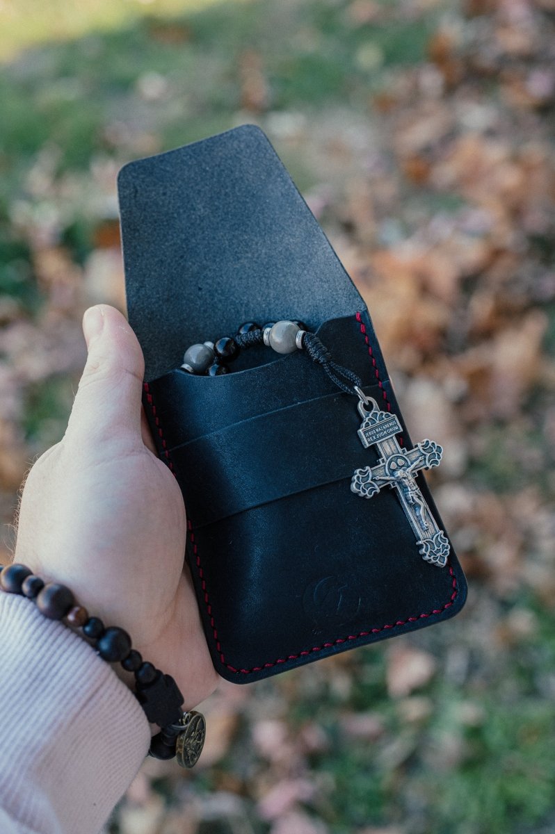 Full Grain Rosary Pouch - The Crusader - DarkSkyLeather